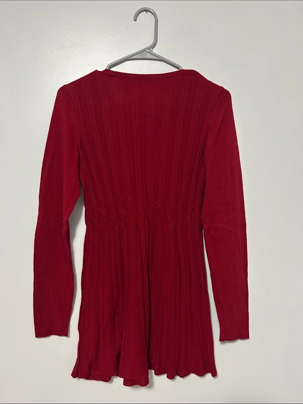 Daisy Fuentes soft ribbed